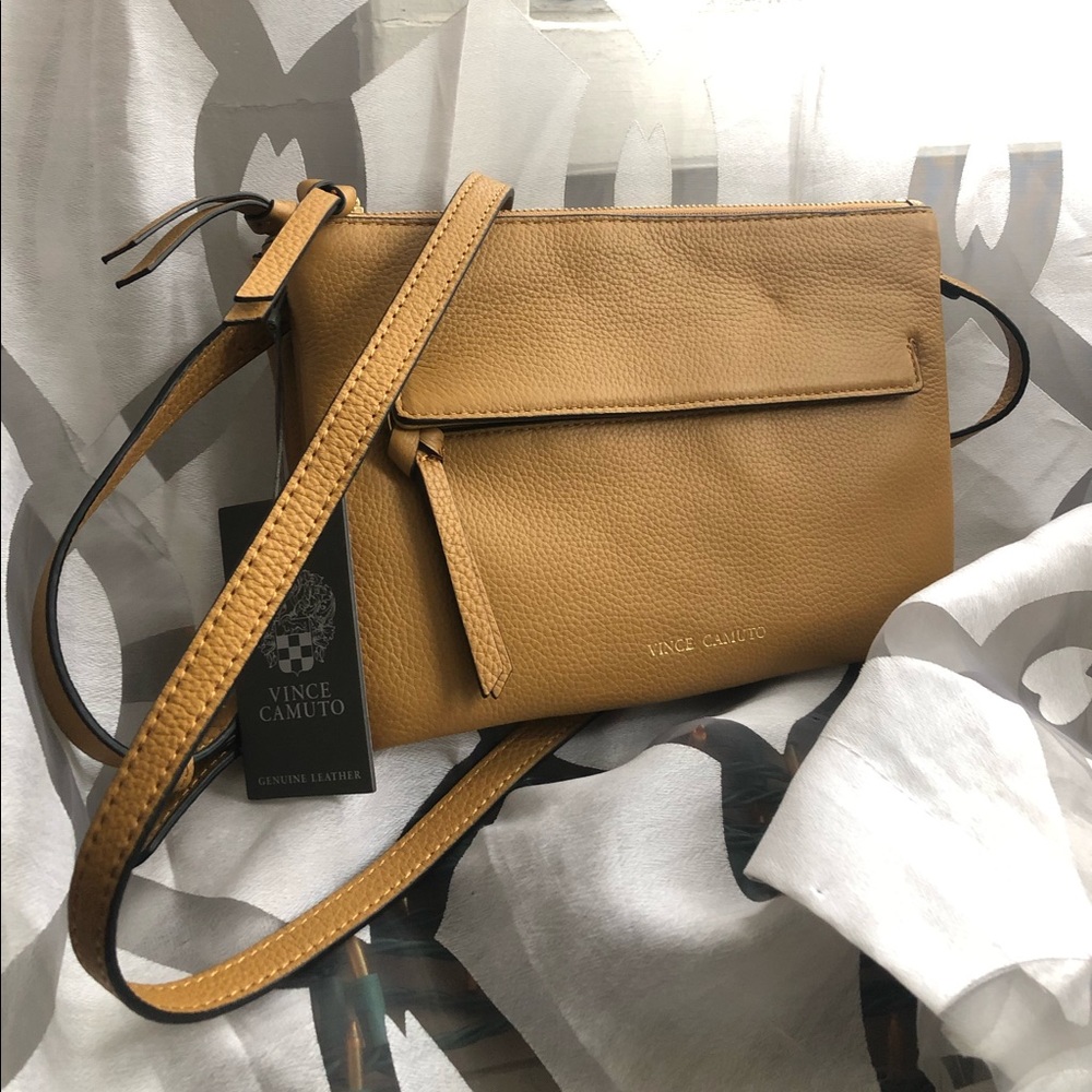 NWT Vince Camuto Galley Leather Crossbody Bag
